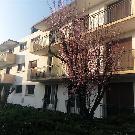 Appartement Avec Balcon Et Parking Prive Roanne Esterno foto
